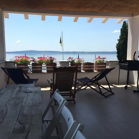 Blu Lakefront Boutique Trevignano Trevignano Romano