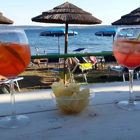Blu Lakefront Boutique Trevignano * Trevignano Romano